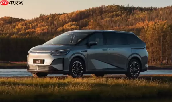 小鹏汽车获香港ESG双项大奖 标识同步亮相时代广场