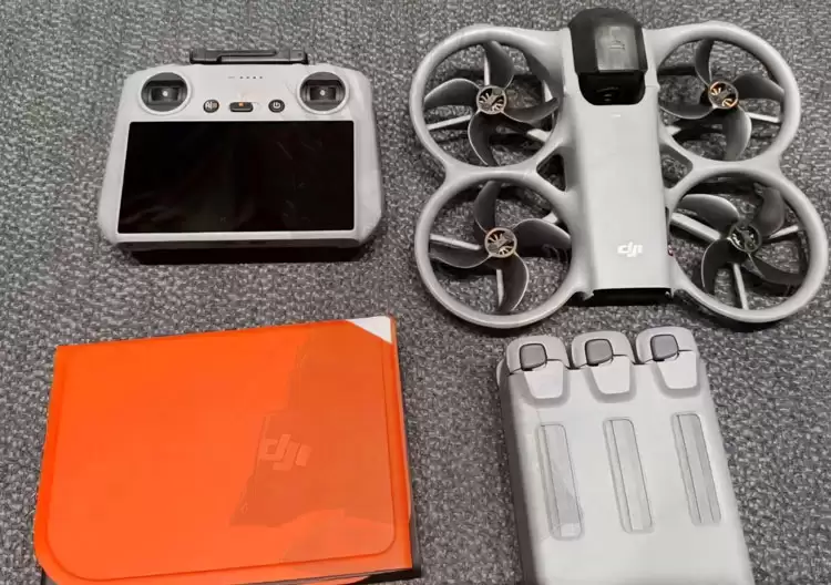 大疆首款全景无人机 Avata 360 实物图再曝光：单机 2988 元起