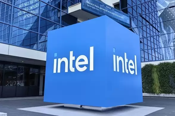 英特尔高管炮轰AMD：他们在掌机市场上卖“老古董”芯片