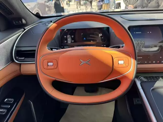 搭载全新图灵AI芯片 2026款小鹏G6G9上市售XX万起