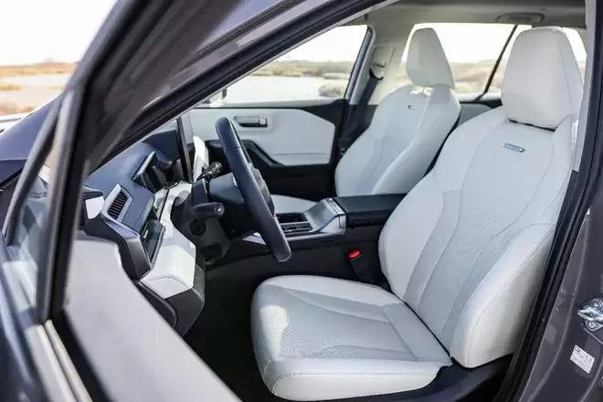 一汽丰田SUV家族推出限时焕新政策 全新RAV4荣放交付