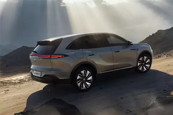 合资努力跟上自主节奏 别克插混7座SUV别克E7官图发布