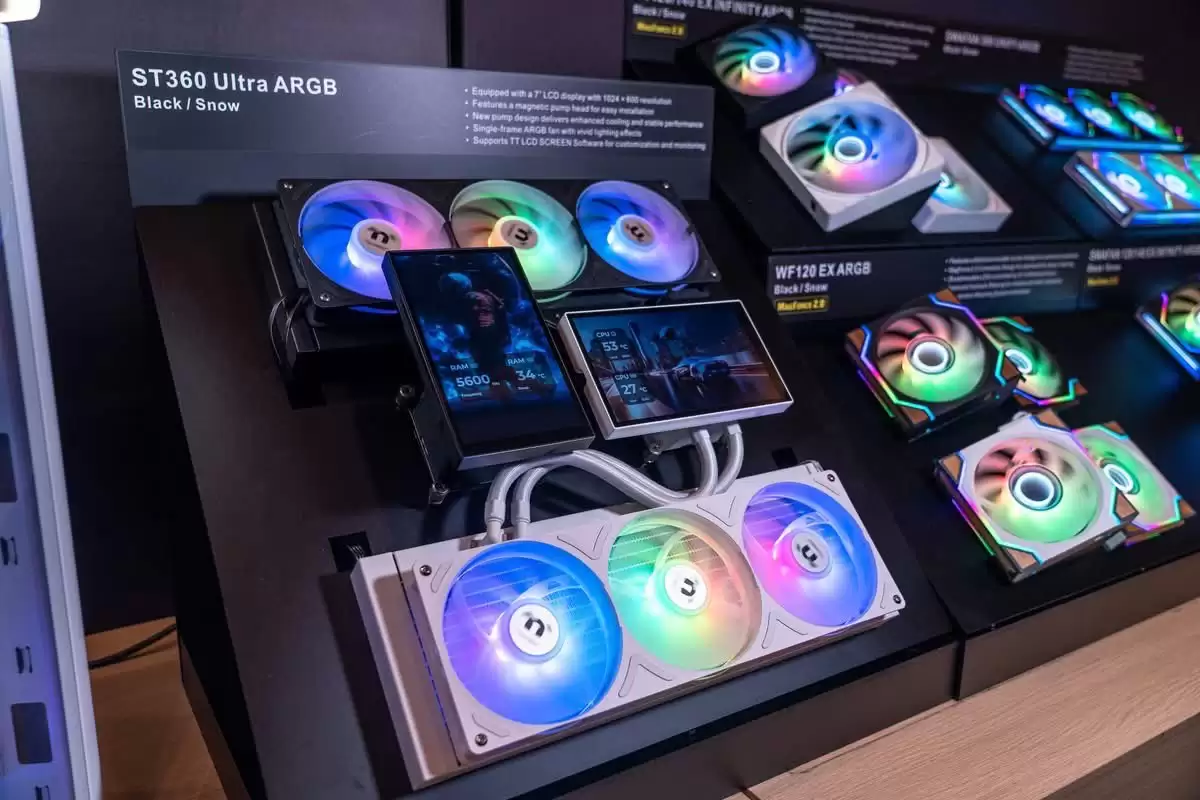 曜越发布ST360 Ultra ARGB水冷及多款高端无限镜风扇