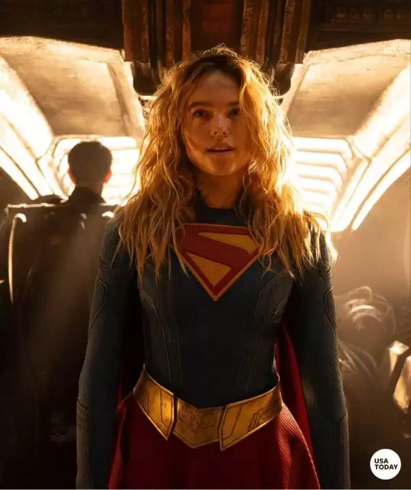 DC新片超级少女首发剧照震撼亮相