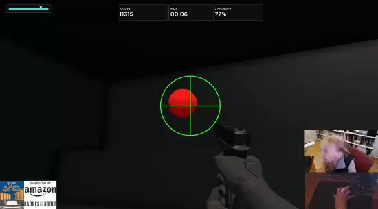 95岁视障祖母挑战射击训练软件,高分惊艳全网