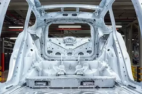 沃尔沃EX60全球首发在即,2026年亮相续航达810公里