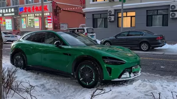 零下20度也阻挡不了东北人买小米汽车！雷军：我相信YU7冬季续航肯定是纯电中最好的之一