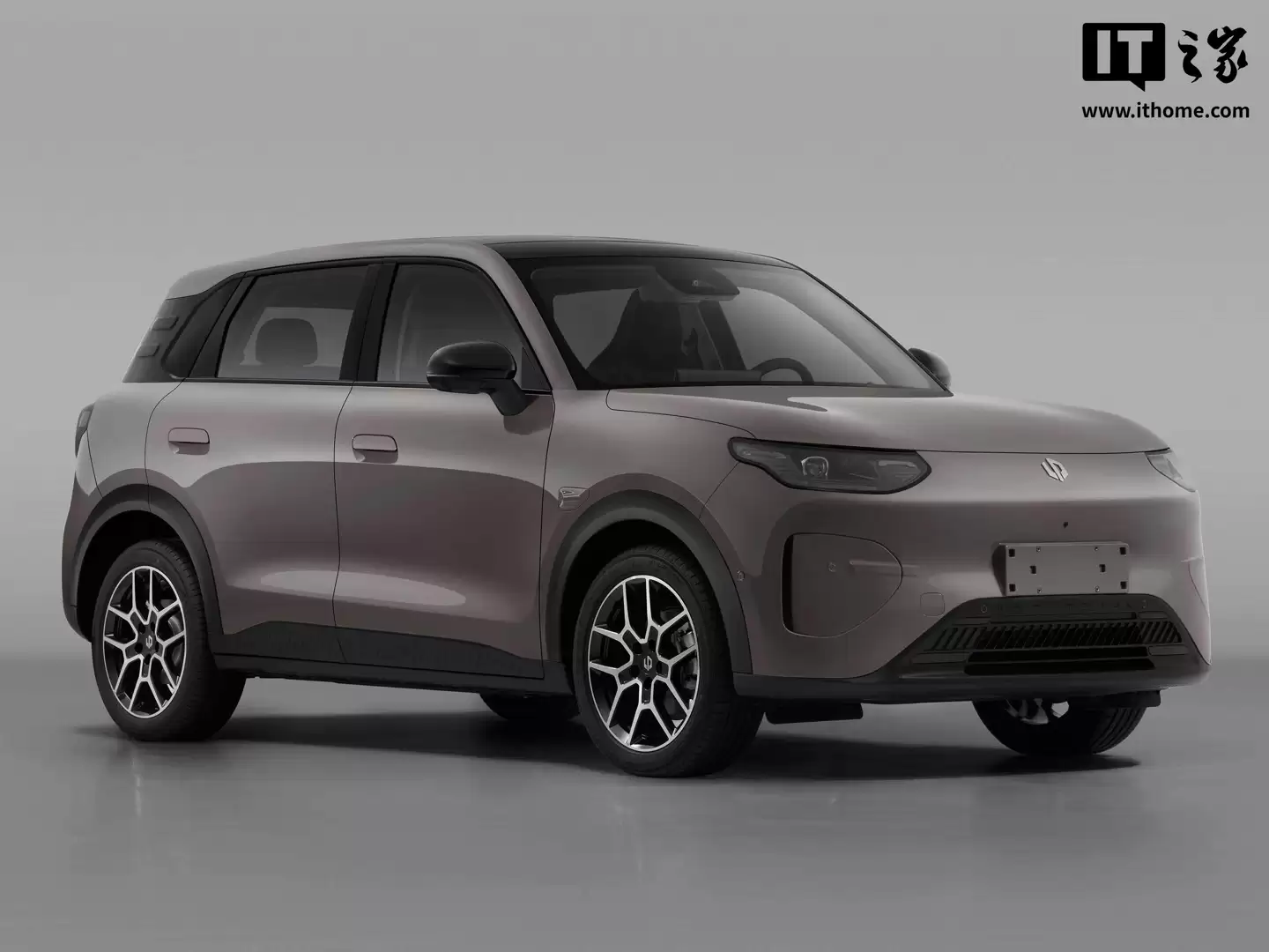 零跑 A10 欧洲市场命名为 B03X，已现身布鲁塞尔车展