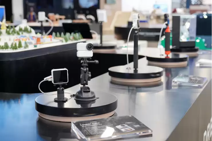 中国影像首登“科技奥斯卡”，光子跃迁以全球首款8K AI拇指相机定义CES 2026