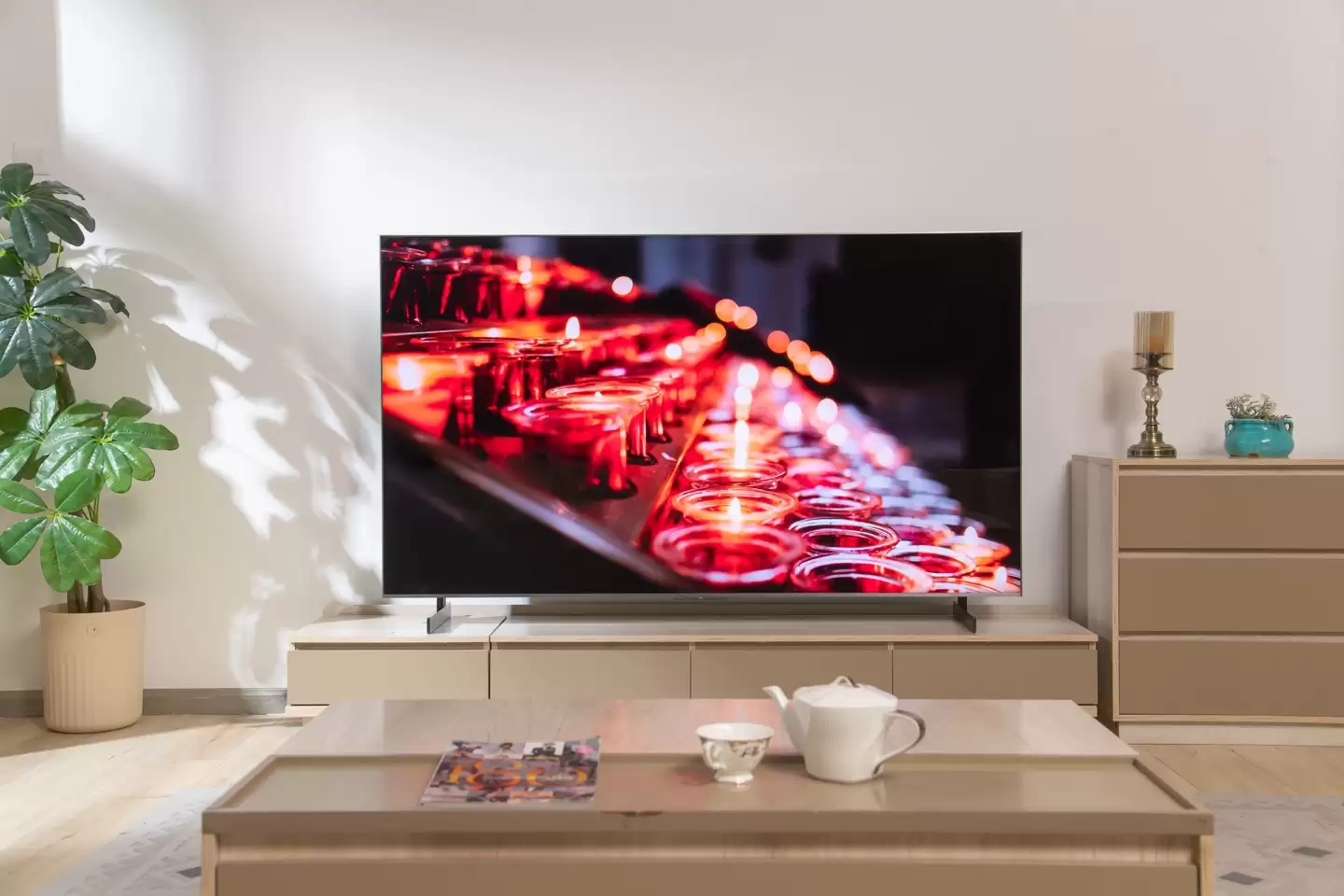 SQD-Mini LED 进入万元时代！TCL 发布“神机”，全面普及高画质技术