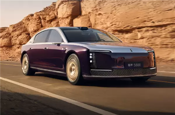 环比增长约104%!尊界S800单月交付4376台:销量近迈巴赫S级4倍