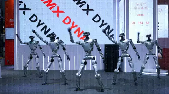 机器人不再只是编程机器!逐鹿动力发布具身智能系统:LimX COSA