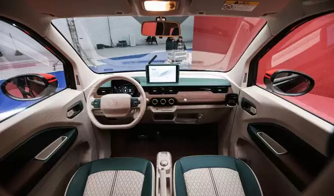 26款奇瑞冰淇淋小蚂蚁上市 报废双补价3.4万元起