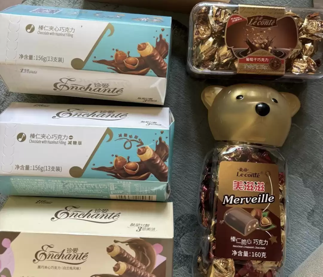 金帝巧克力擦边营销翻车,这个锅AI不背