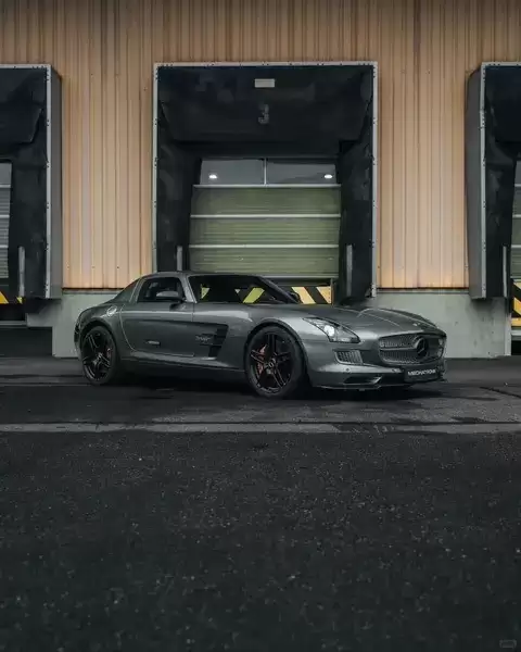 AMG经典V8猛兽变身插电超跑，你还能接受吗？