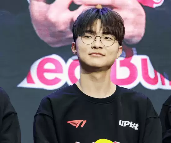 Faker举报TT战队选手消极比赛引发职业操守热议