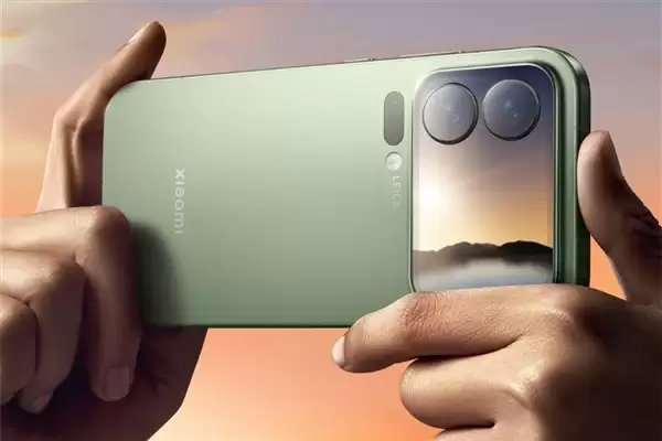 小米17冲上热搜第二！系列销量破300万：国产新旗舰最强