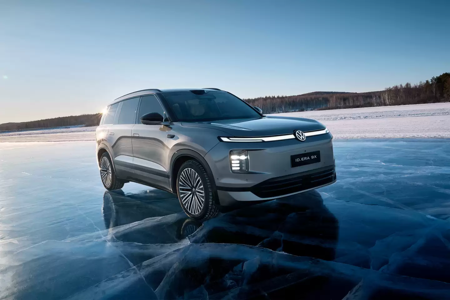 上汽大众 ID.ERA 9X 冬测图公布，大众品牌最大 SUV