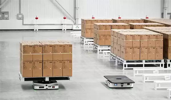 小米物流“厂仓合一”自动化成品仓正式启用:全程自动化作业