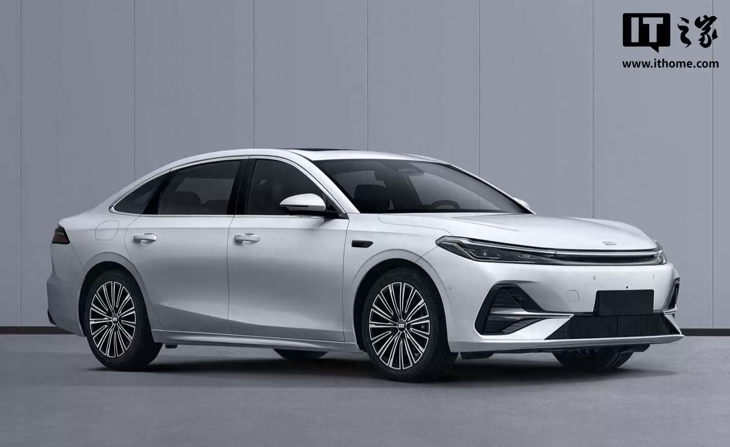 纯电续航175公里，吉利银河A7长续航版申报