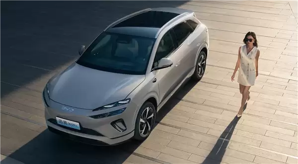 12月国产新能源乘用车出口27.3万辆：比亚迪占比近半数