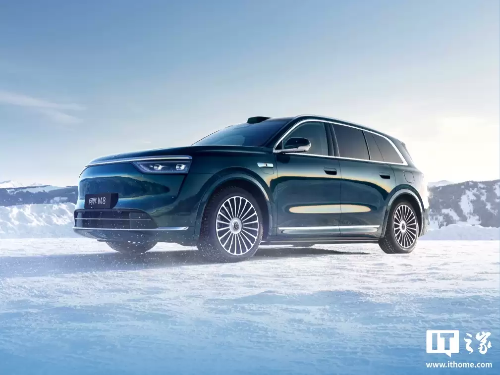 赛力斯康波：问界跨界融合新模式首个百万下线，2022 年 8 月累计销量曾不到 3 万辆