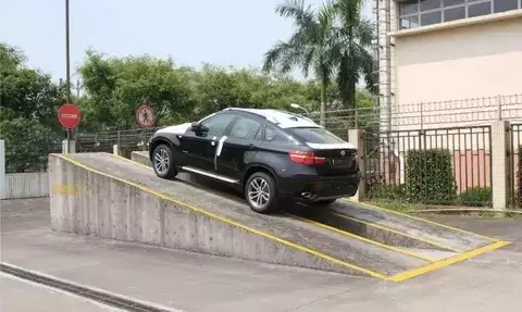 越野坡道起步五步法：轻松应对陡坡挑战