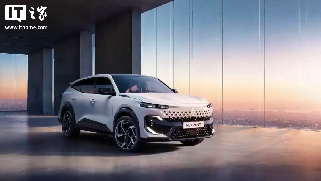 雷诺 Filante 跨界车型亮相：升级版 E-Tech 全混动 250 马力，今年 3 月韩国上市