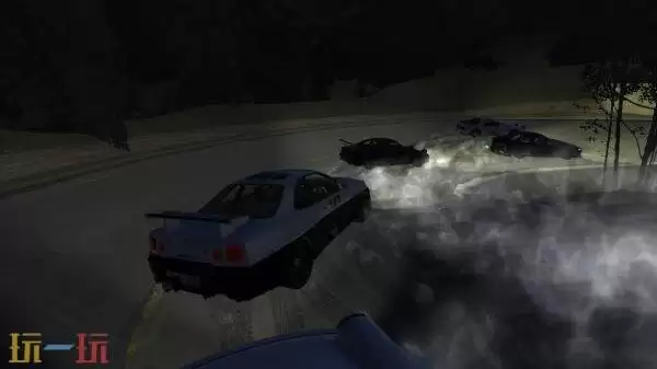 Steam喜加一：山地公路赛车竞速《Initial Drift Online》免费领取！