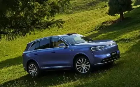 问界M7增程长续航版开启预订，售24.98万起