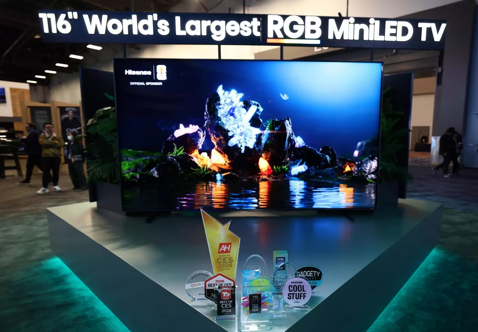 CES2026大赢家!全新一代海信RGB-MiniLED电视UX狂揽17项国际大奖