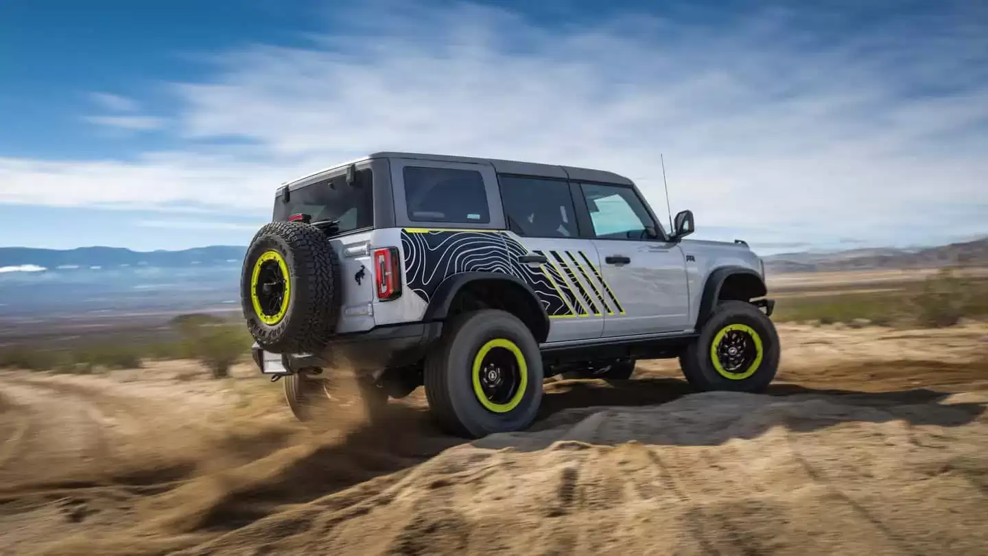 福特烈马 RTR 特别版车型亮相:为高速穿越沙漠而生