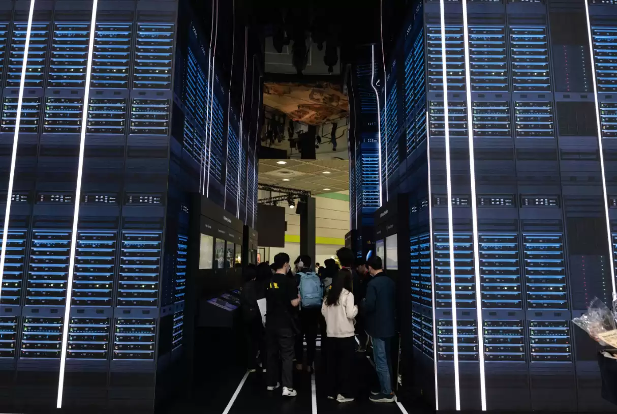 华尔街日报:韩国押注“主权AI”,却发现本土大模型引用中国代码