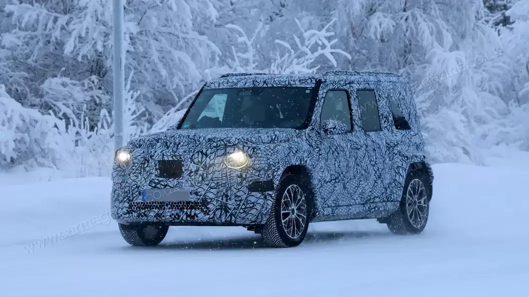 奔驰“小G”测试车现身雪地：全新平台，设计更年轻