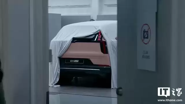 沃尔沃EX60纯电SUV将搭载谷歌Gemini AI,配大尺寸竖屏