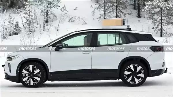 新款大众ID.4谍照曝光:全新外观设计+内饰大升级