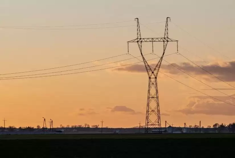 AI在美国“与民争电”，核电成了硅谷“全村的希望”