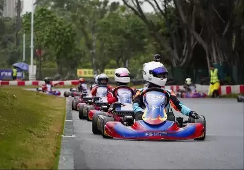 卡丁车调校艺术：系统协同与人车合一的操控精髓