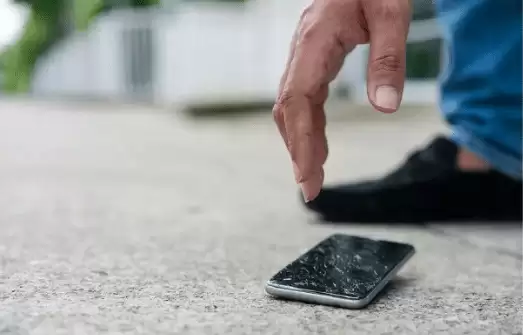 拾得手机未妥善保管致损须赔偿