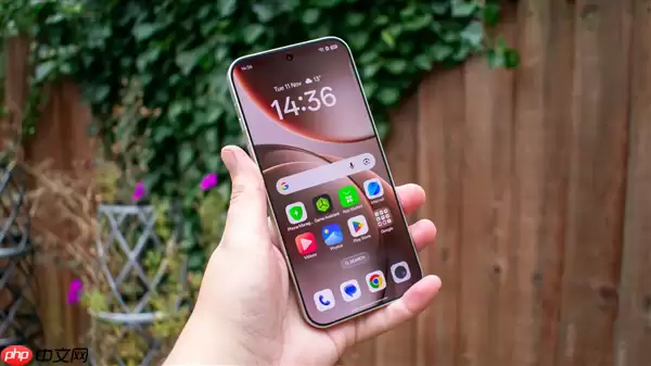 国屏之光！天马出样0.8mm四等边直屏：史上最窄边框来了