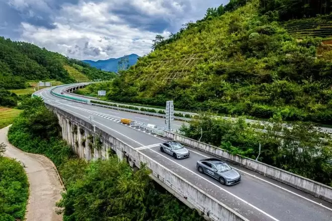 风云A9L销量口碑双丰收，硬核实力铸就旗舰标杆