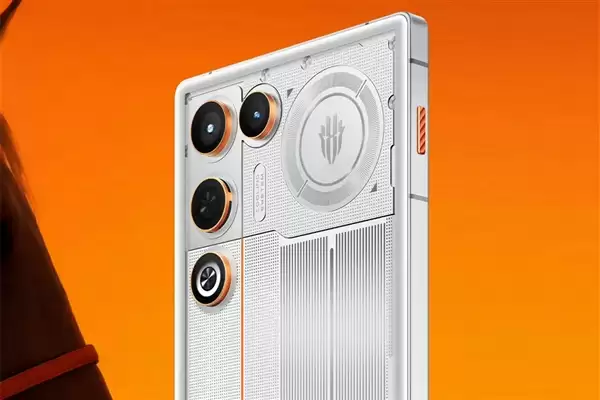 红魔11+ Air性能反杀友商天玑9500 姜超：看似不可能的事却发生了