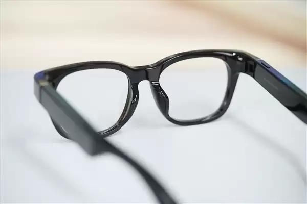苹果首款智能眼镜最快二季度发布！供应链称产品非常漂亮