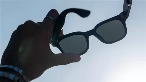 Meta 调整 XR 战略,大朋 VR 以 AI 太阳镜跑通新路径