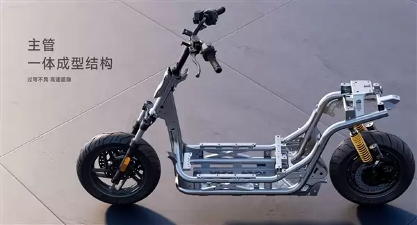 19299元起 九号M5+200电动摩托车发布：极速可达110km/h