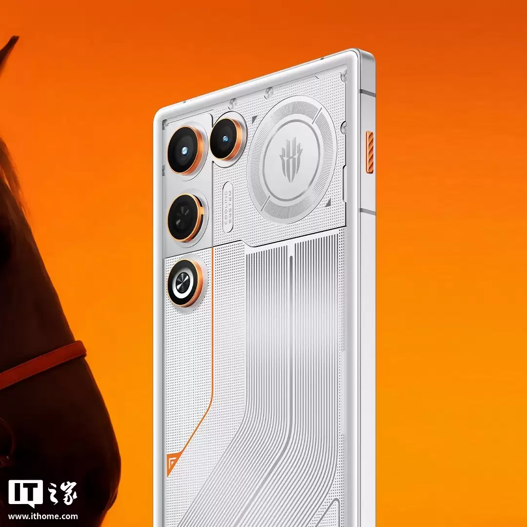 红魔 11 Air 手机官宣搭载 7000mAh“AIR 史上最大电池”，1 月 20 日发布