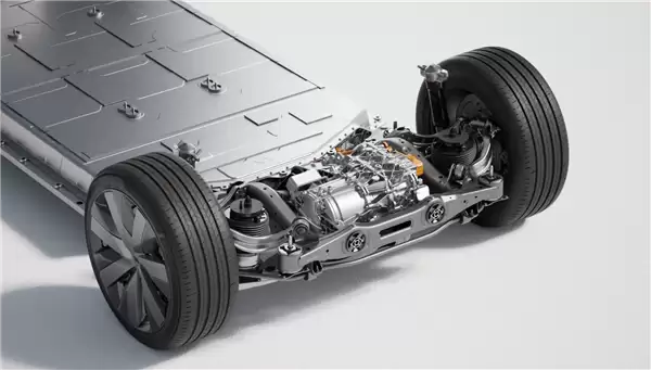 理想汽车油箱为啥用不锈钢 而不用塑料或铝合金！三大原因