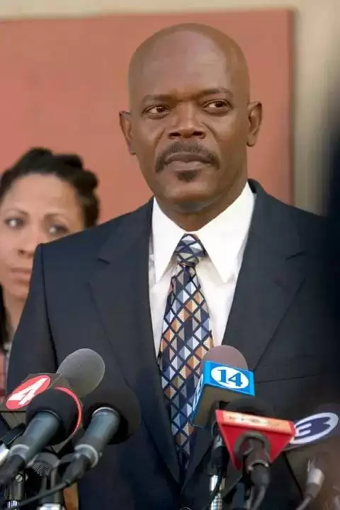 游泳池派对背后：电影经典场面的失控真相