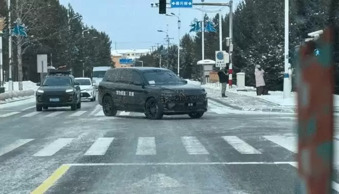 将于北京车展首发 奕境旗下首款量产车路试谍照曝光