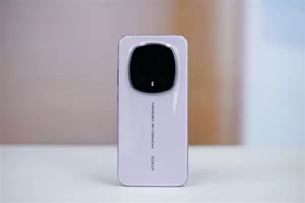 24GB内存！荣耀Magic 8 RSR保时捷设计首发评测：当今调教最好的第五代骁龙8至尊机皇